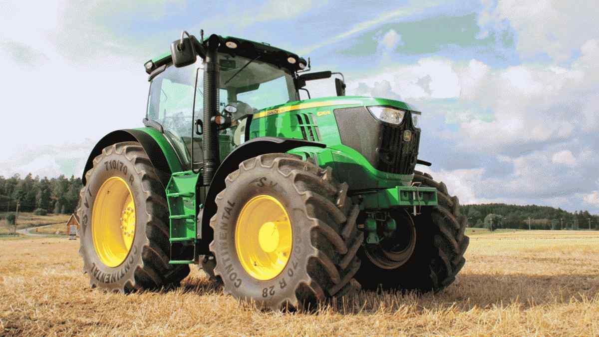 13 fets acabats de tallar sobre john deere