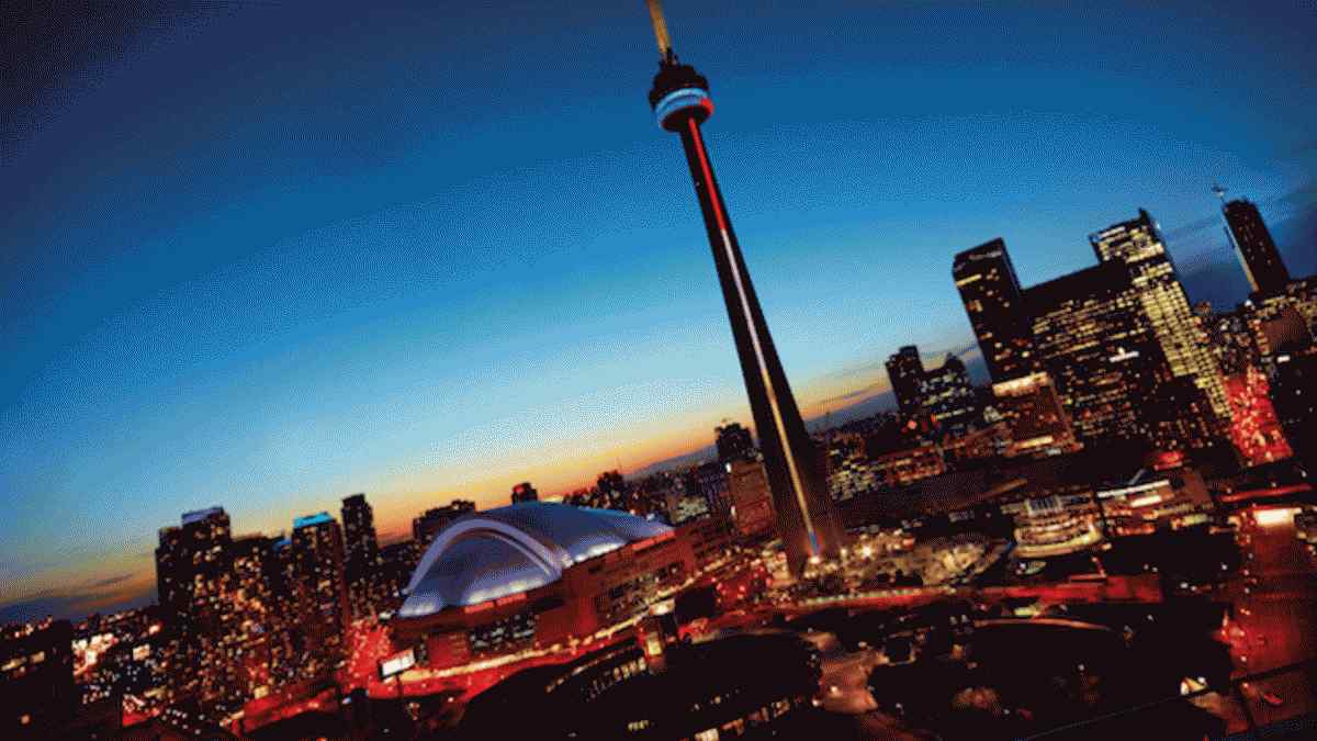 10 grote feiten over de CN-toren van Toronto