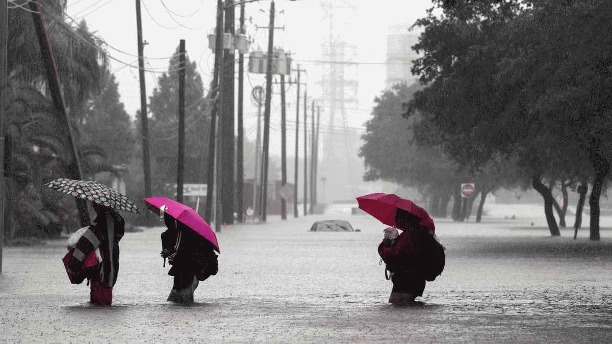 ハリケーン ハービーの犠牲者を助ける 10 の方法