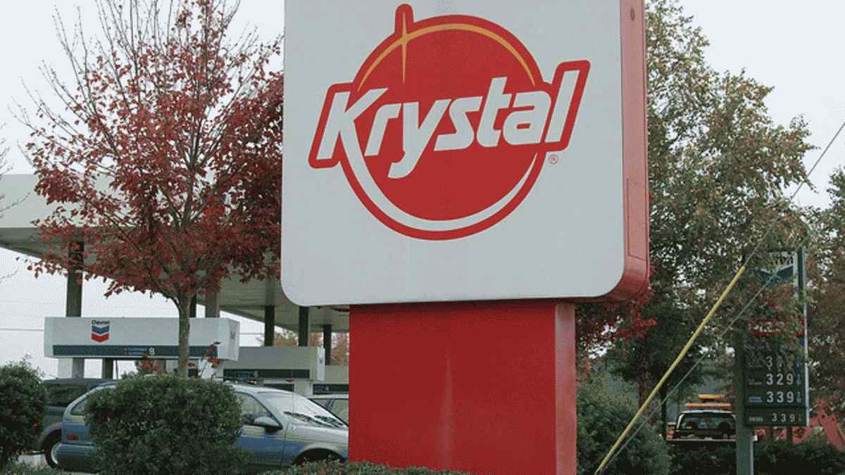 9 Dinge, die du vielleicht nicht über Krystal weißt